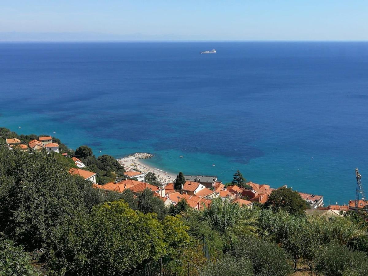 Villa Gio - Terrazza Nel Blu Bergeggi Zewnętrze zdjęcie